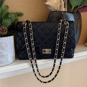 Designer Look!! Black Quilted Chain Bag 👀